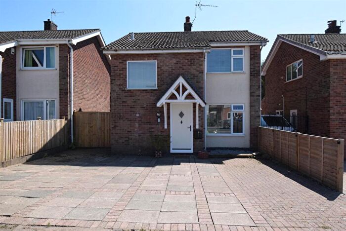 3 Bedroom Detached House For Sale In Greenhill Road, Coalville, LE67