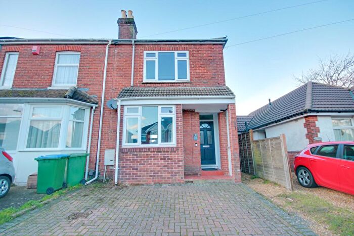 3 Bedroom End Of Terrace House For Sale In Bitterne! Ft Southerly Aspect Rear Garden! Popular Location!, SO19