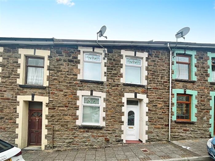 3 Bedroom Property To Rent In Pentre Road, Maerdy, Ferndale, CF43
