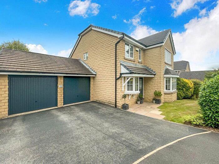 4 Bedroom Detached House For Sale In Sunnyhill Avenue, Kirkheaton, Huddersfield, West Yorkshire, HD5