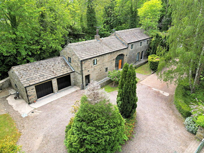 5 Bedroom Detached House For Sale In Woodsome Road, Fenay Bridge, Huddersfield, HD8