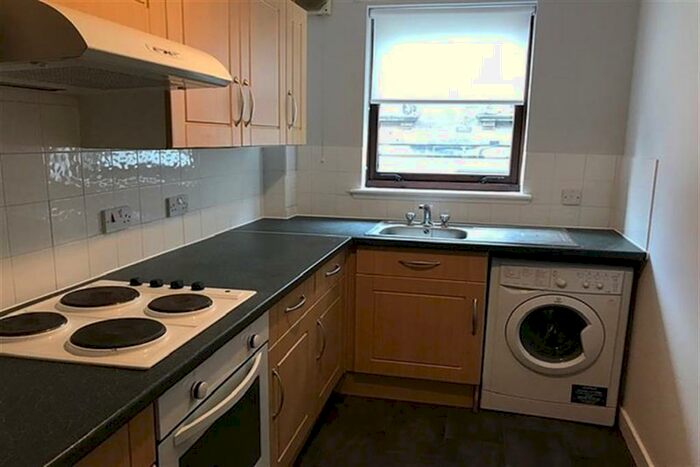 2 Bedroom Flat To Rent In Maritime Street, EH6