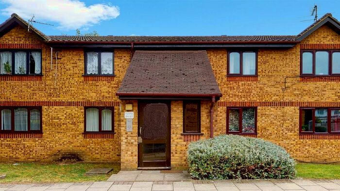 1 Bedroom Flat To Rent In Brewery Close, Sudbury, Wembley, HA0
