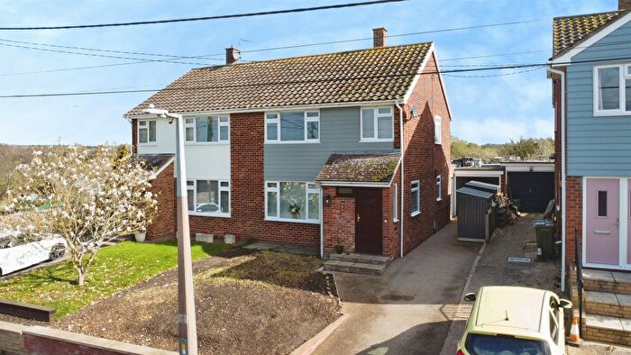 4 Bedroom Semi Detached House For Sale In Fennes Road, Braintree, CM7