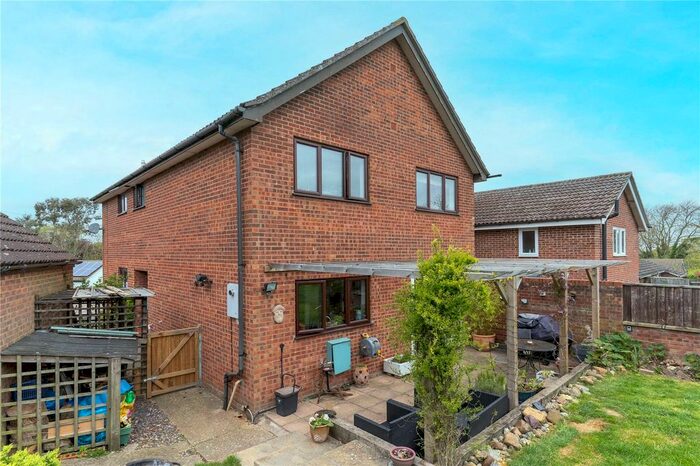 4 Bedroom Semi-Detached House For Sale In Bilberry End, Hadstock, Cambridgeshire, CB21