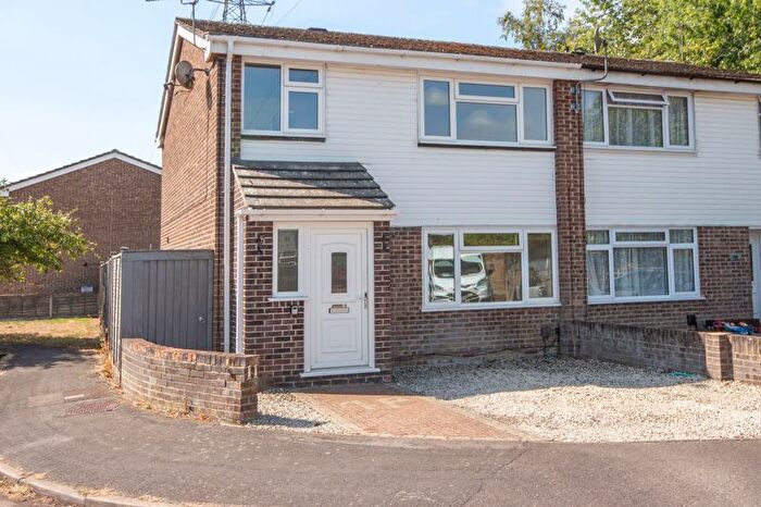 3 Bedroom Semi-Detached House To Rent In By The Wood, Calmore, Southampton, SO40