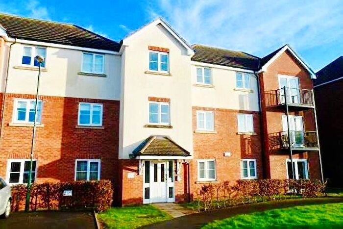 2 Bedroom Flat To Rent In Mistyrose Close, Allesley Grange, Coventry, CV5