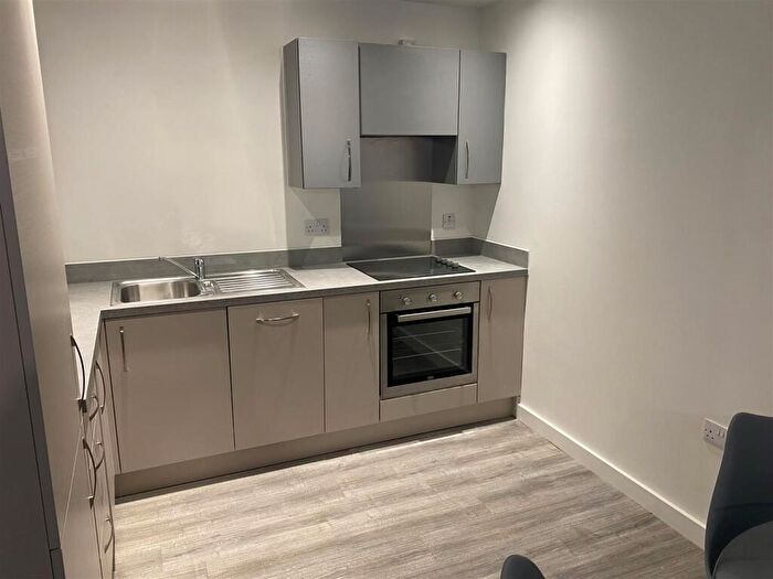 2 Bedroom Apartment To Rent In Adelphi Wharf, Salford, Greater Manchester, M3