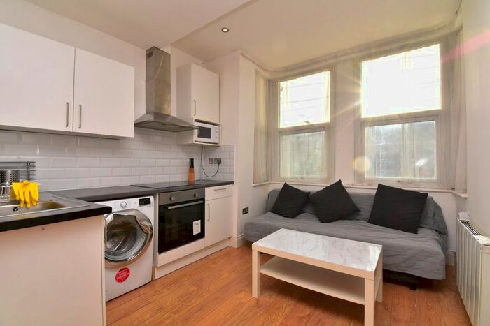 Studio To Rent In Tubbs Road, London NW10