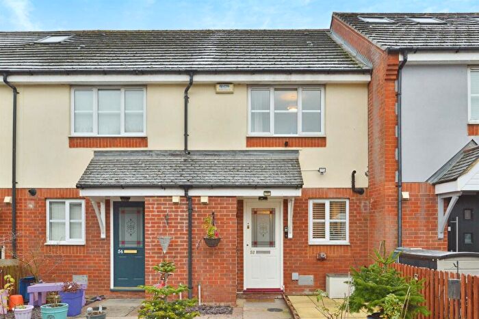 2 Bedroom Terraced House For Sale In Mavoncliff Drive, Tattenhoe, Milton Keynes, MK4