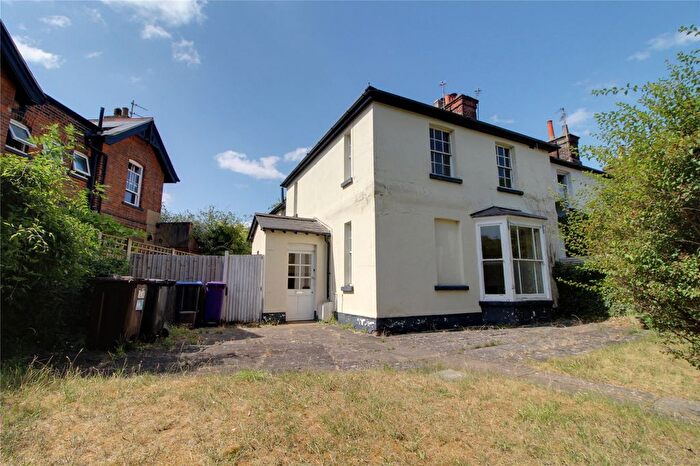 3 Bedroom End Of Terrace House For Sale In Station Terrace, Hitchin, Hertfordshire, SG4
