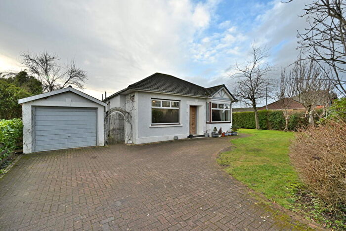 3 Bedroom Detached Bungalow For Sale In Haining Road, Renfrew, PA4