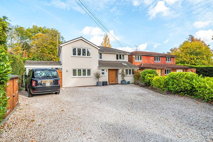 4 Bedroom Detached House For Sale In Ottershaw Park, Chertsey, KT16