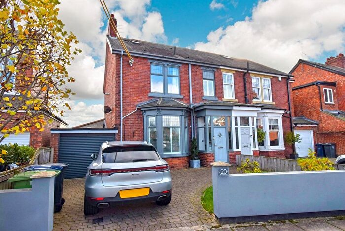 3 Bedroom Semi-Detached House For Sale In Bywell Road, Sunderland, Tyne Amp; Wear, SR6