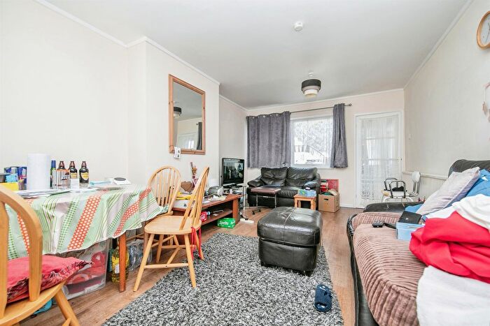 2 Bedroom Detached Bungalow For Sale In Crossways, Jaywick, Clacton-On-Sea, CO15