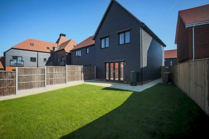 3 Bedroom Property To Rent In Morgan Way, Tonbridge, TN12