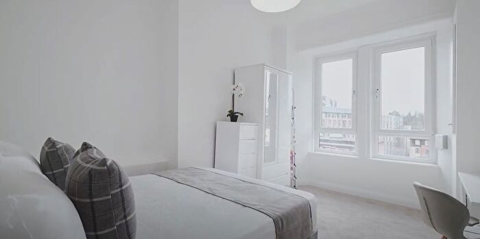 1 Bedroom Flat To Rent In Dumbarton Road, Partick, Glasgow, G11