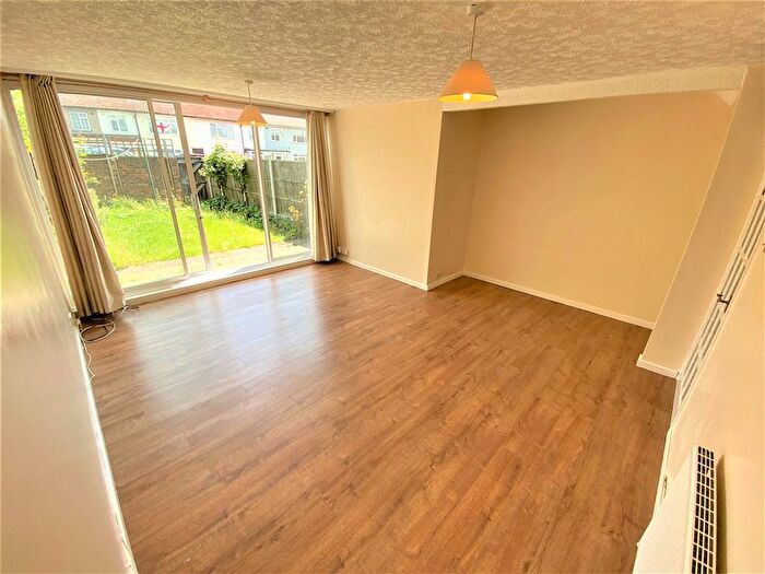 3 Bedroom Terraced House To Rent In Haldon Close, Chigwell, IG7