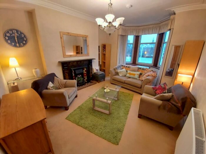 2 Bedroom Flat To Rent In University Road, Aberdeen, AB24