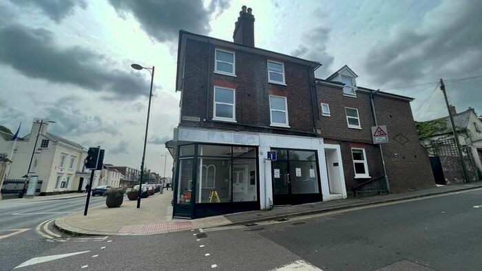 1 Bedroom Flat To Rent In High Street North, Dunstable, LU6