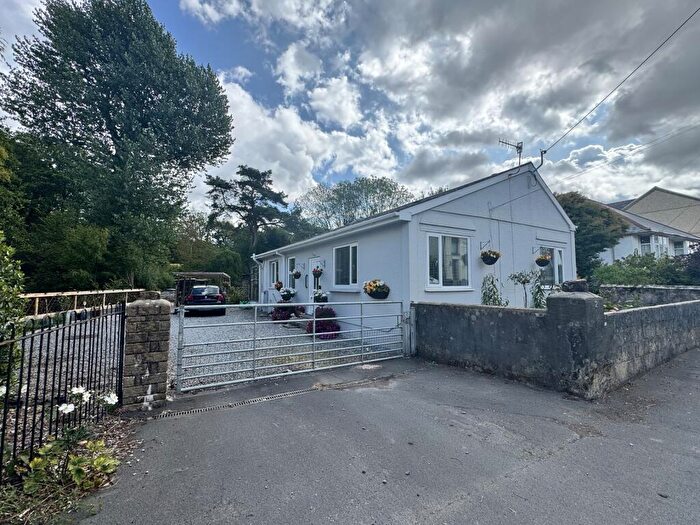 2 Bedroom Detached Bungalow For Sale In Heol Y Gors, Cwmgors, Ammanford, Carmarthenshire., SA18