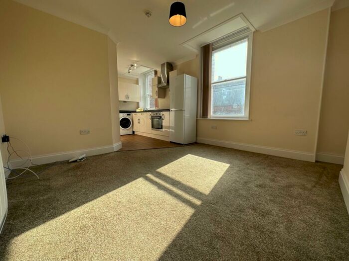 1 Bedroom Flat To Rent In Friary Chambers, Whitefriargate, Whitefriargate, Hull, HU1