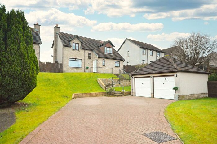 4 Bedroom Detached House For Sale In Drummond Place, Falkirk, FK1