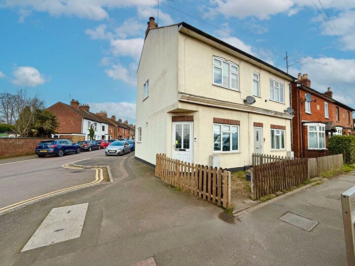 2 Bedroom Semi-detached House For Sale In Leighton Road, Wing, LU7