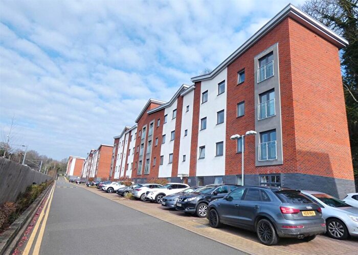 2 Bedroom Flat For Sale In Hartopp Court, Lichfield Road, Sutton Coldfield, B74