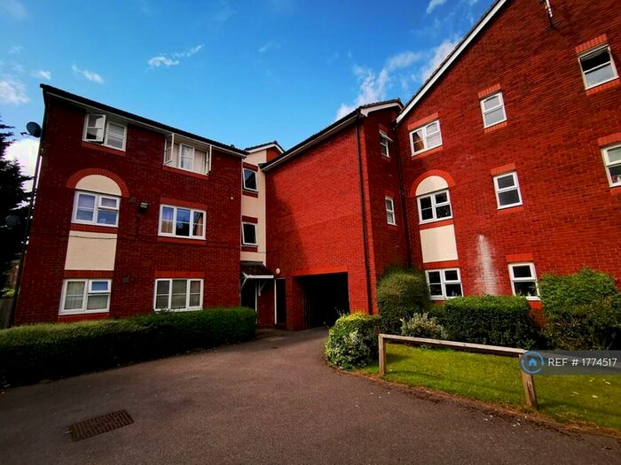 Studio To Rent In Captains Palce, Southampton, SO14