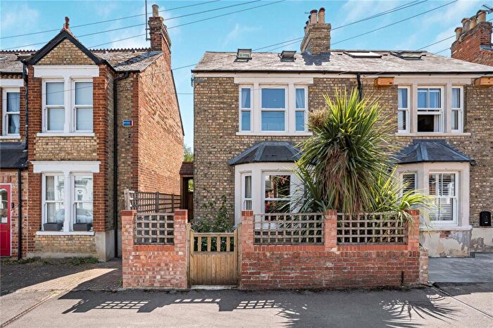 3 Bedroom Semi-Detached House For Sale In Howard Street, East Oxford, OX4