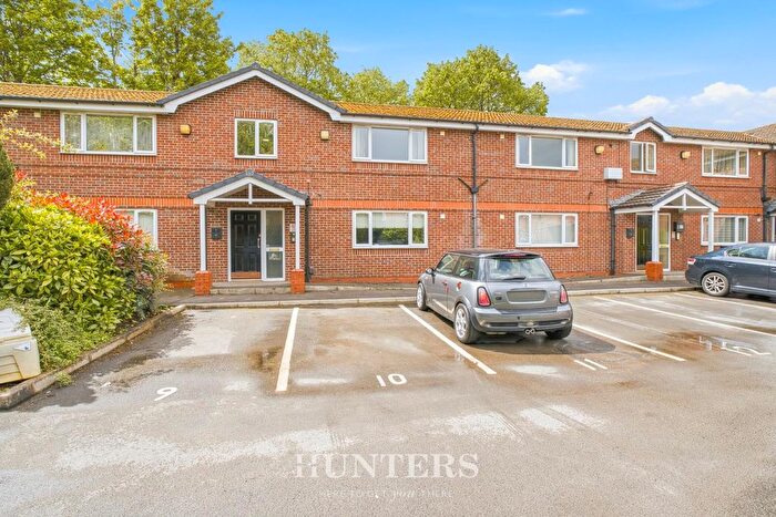 1 Bedroom Flat For Sale In St Gabriels Mews, Middleton, M24