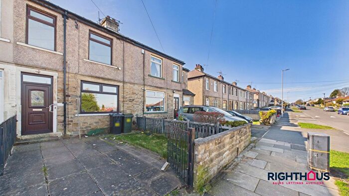 3 Bedroom Terraced House For Sale In Carr Bottom Road, Bradford, BD5