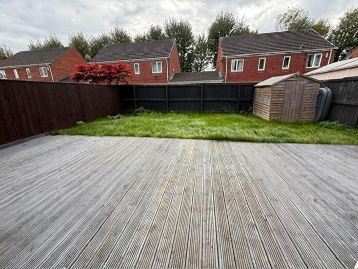 3 Bedroom Detached House To Rent In Johnson Street, Teams, Gateshead, NE8