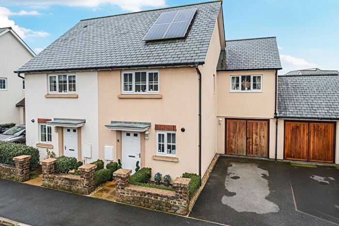 3 Bedroom Semi-Detached House For Sale In Seaking Road, Fremington, Barnstaple, Devon, EX31