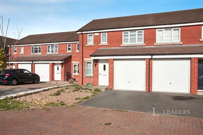 3 Bedroom Semi-Detached House To Rent In Kenneth Bradshaw Close, Coventry, West Midlands, CV2