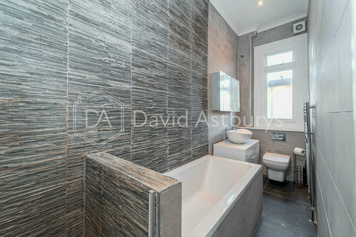 2 Bedroom Apartment To Rent In Tottenham Lane, London, N8