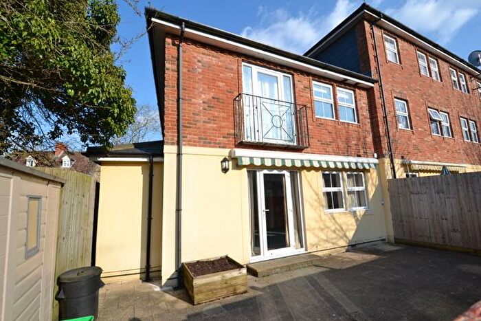 2 Bedroom Flat To Rent In Station Road, Wincanton, BA9