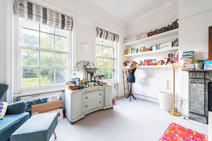 2 Bedroom Flat To Rent In Nightingale Lane, Nightingale Triangle, London, SW12