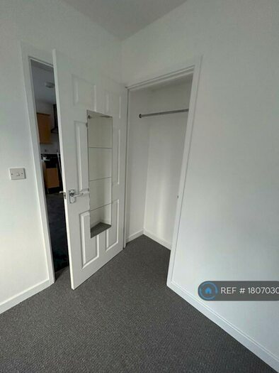 1 Bedroom Flat To Rent In Meerbrook Close, Oakwood, Derby, DE21