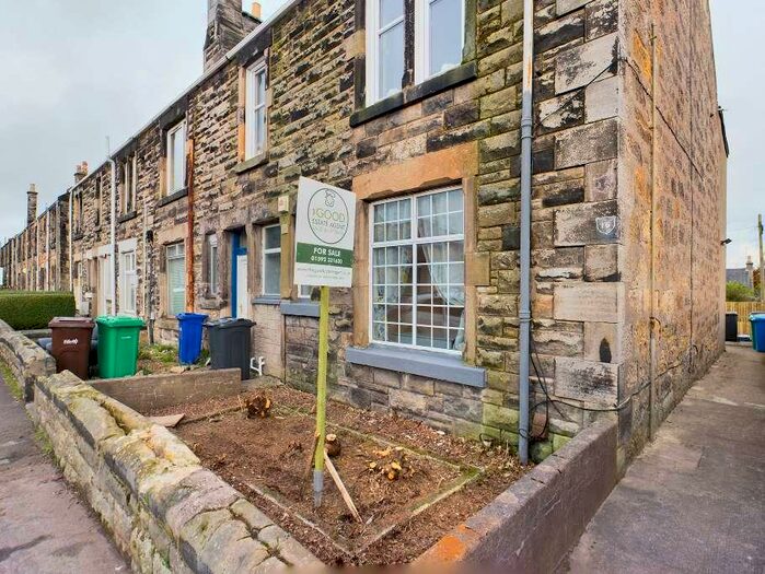 2 Bedroom Flat To Rent In Viceroy Street, Kirkcaldy, KY2