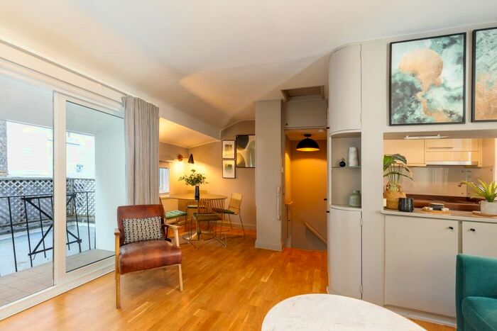 1 Bedroom Mews To Rent In Cheval Place, London, SW7