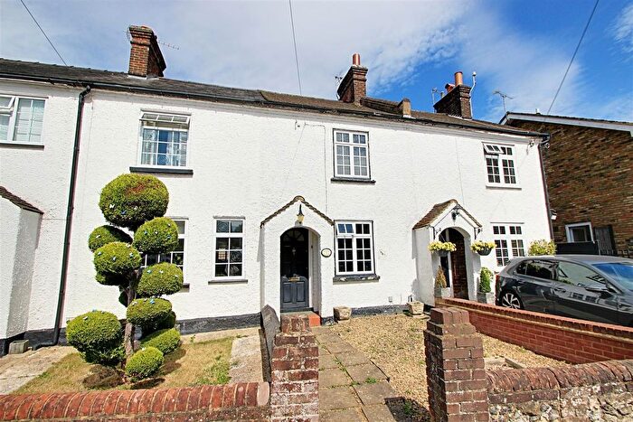 2 Bedroom Terraced House For Sale In Croft Lane, Chipperfield, Kings Langley, WD4
