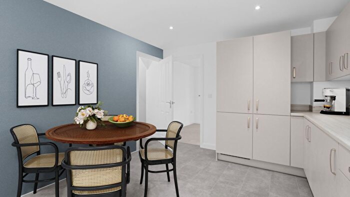 3 Bedroom Detached House For Sale In Beagle Road, Cambridge, CB3