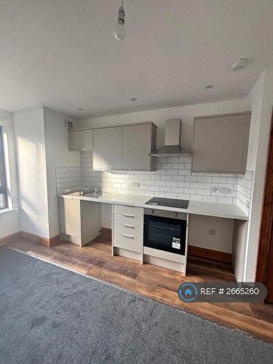 2 Bedroom Flat To Rent In Rockwell Place, Dundee, DD3