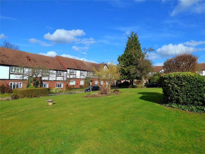 2 Bedroom Apartment To Rent In Arlington Lodge, Monument Hill, Weybridge, Surrey, KT13