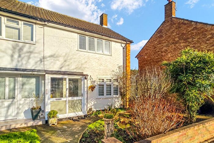 2 Bedroom End Of Terrace House For Sale In Kingsley Avenue, Cheshunt, Hertfordshire, EN8