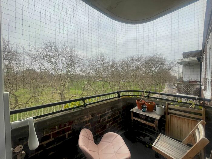 2 Bedroom Flat To Rent In Gascoyne Road, London, E9