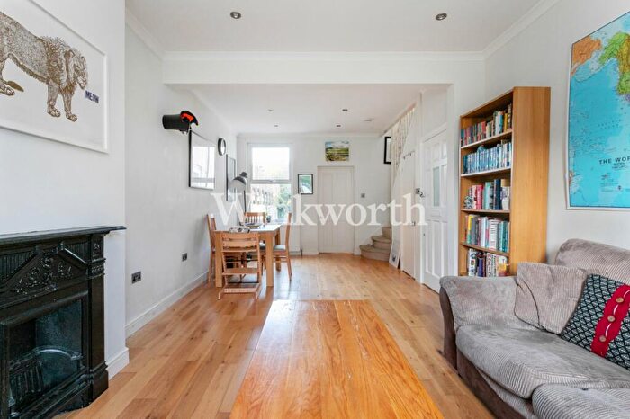 2 Bedroom Terraced House For Sale In Conway Road, London, N15