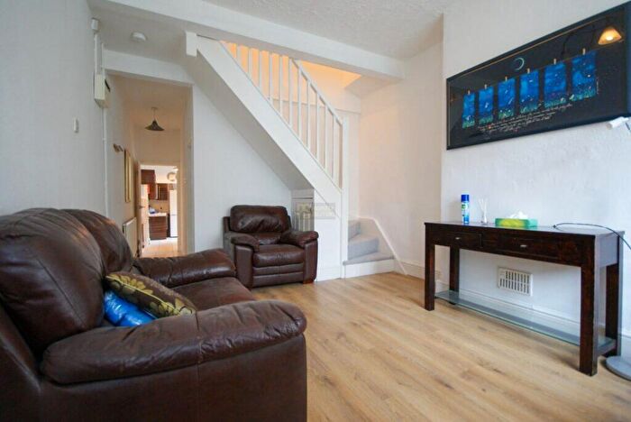 3 Bedroom Terraced House To Rent In Gleave Road, Selly Oak, Birmingham, B29